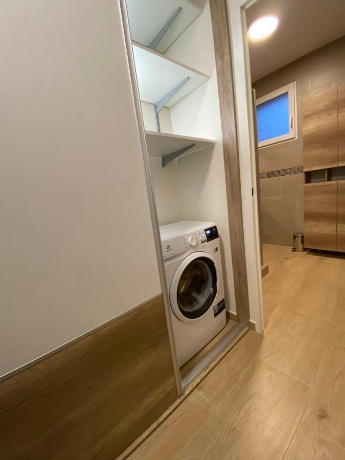 Centrum Apartman Kaposvár Buitenkant foto